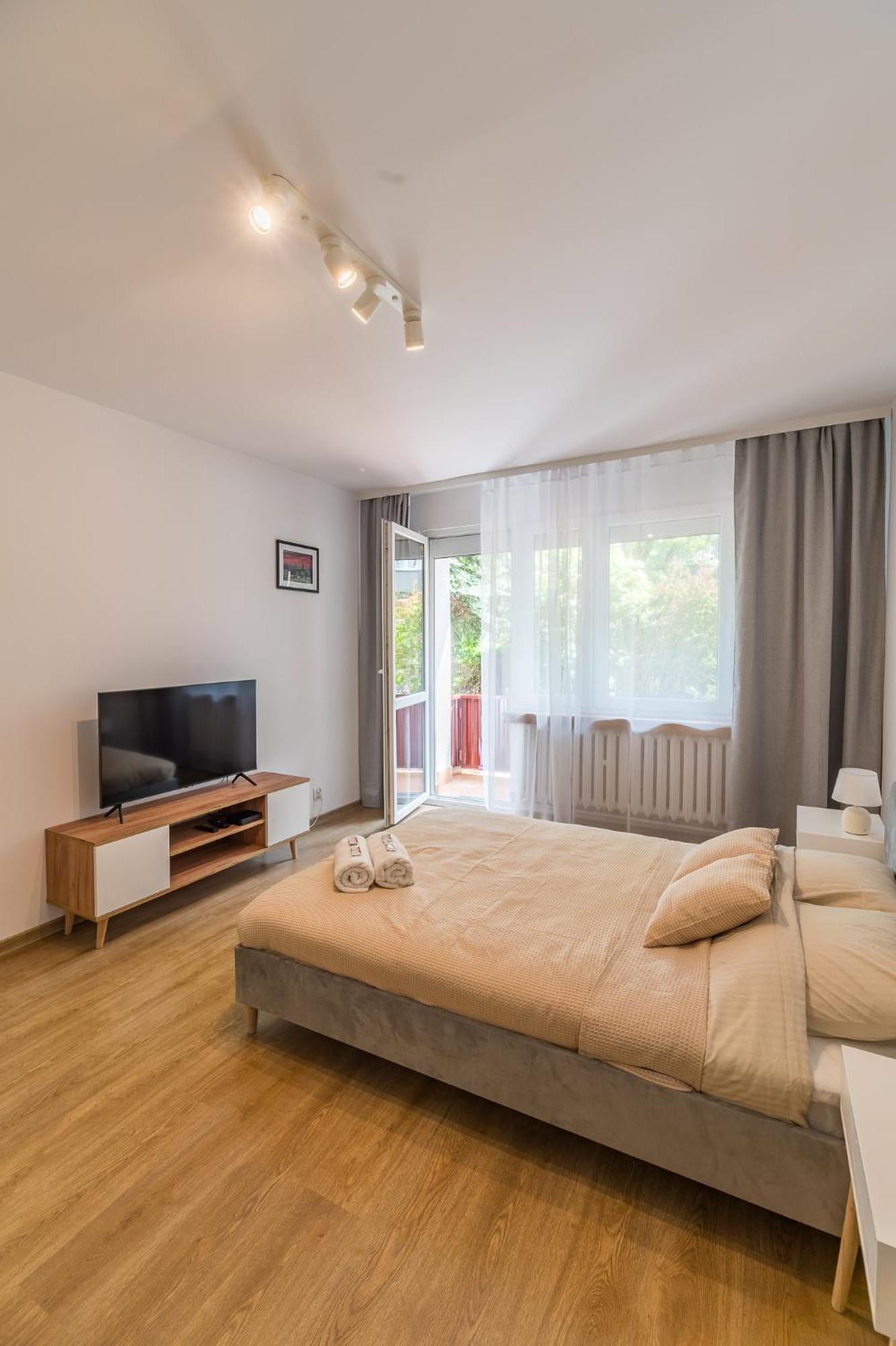 Krakow Czyzyny - Terrace By Rentujemy Apartment Ngoại thất bức ảnh
